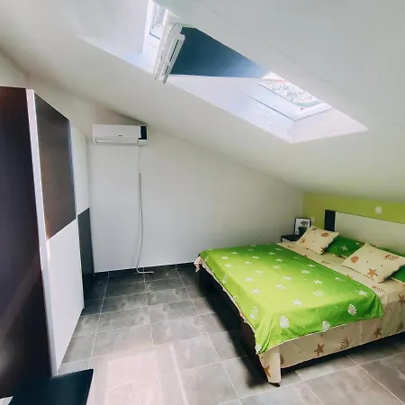 Daire Nada Mustapic Brela