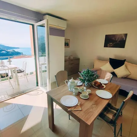 Nada Mustapic Апартаменты Брела