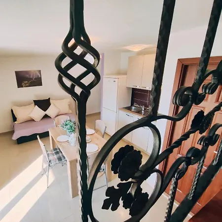 Nada Mustapic Апартаменты *