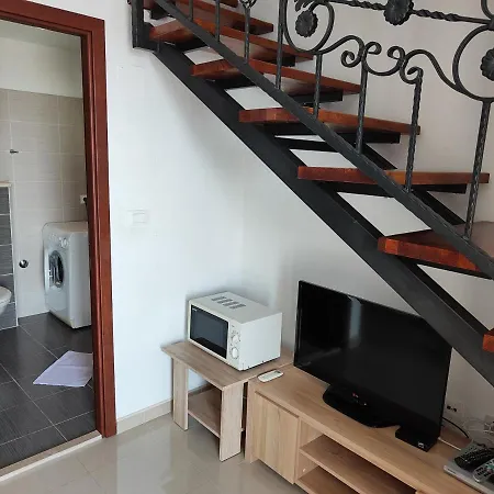 Nada Mustapic Апартаменты *