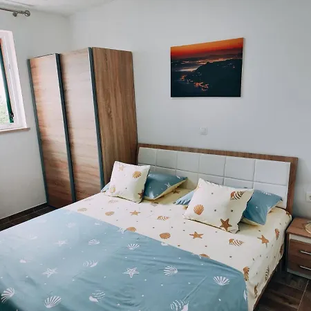 Apartment Nada Mustapic