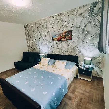Apartment Nada Mustapic *