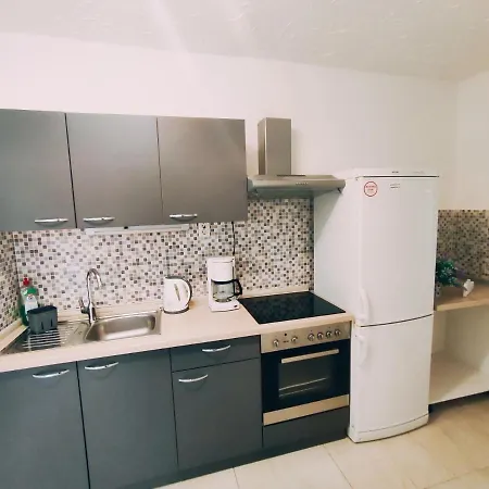 Apartment Nada Mustapic Brela