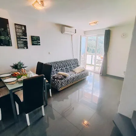 Апартаменты Nada Mustapic *