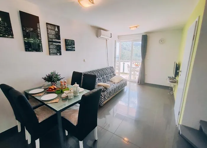 Apartamento Nada Mustapic Brela
