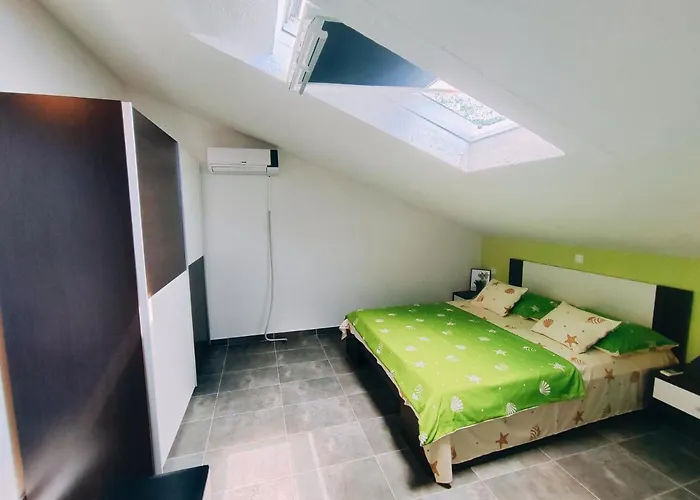 Apartamento Nada Mustapic Brela