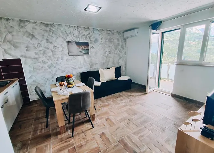 Nada Mustapic Apartament