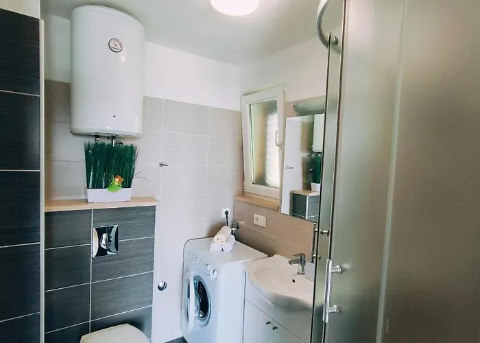 Apartamento Nada Mustapic Brela